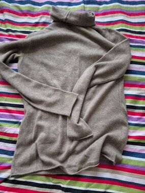 Turtle neck long sleeve